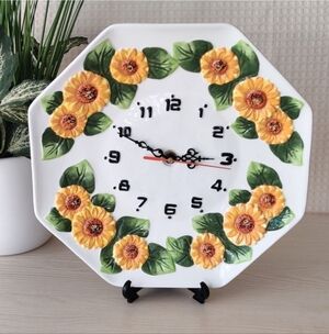Vintage Fine Ceramic Octagon Sunflower Clock – Decorative Wall Piece